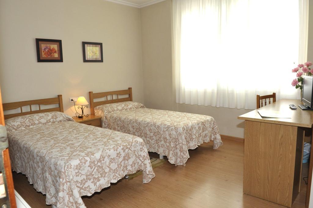 Pr Nimo Hotel Santiago de Compostela Room photo